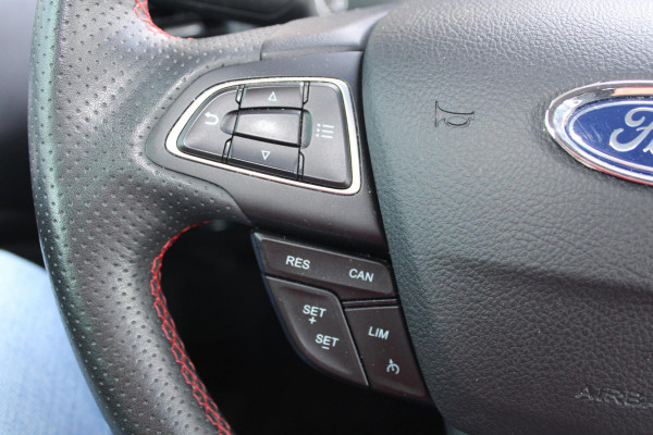 Ford EcoSport 1.0 EcoBoost 125 PK ST-Line | Camera | B&O Sound | BLIS | Navigatie | 18 INCH LMV | Winterpack | Climate Control | Cruise Control | Allseasonbanden