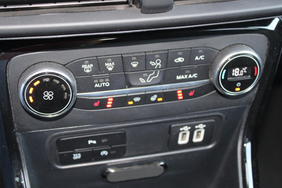 Ford EcoSport 1.0 EcoBoost 125 PK ST-Line | Camera | B&O Sound | BLIS | Navigatie | 18 INCH LMV | Winterpack | Climate Control | Cruise Control | Allseasonbanden