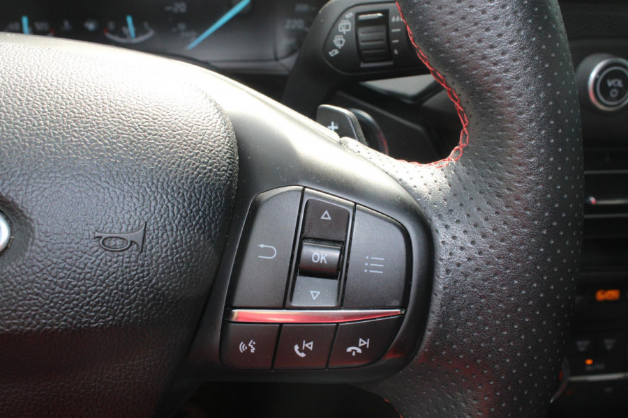 Ford FOCUS Wagon 1.5 EcoBoost ST Line X Business Automaat | Camera | B&O Sound | 18 INCH LMV | Half leder | Winterpack | Electrische Achterklep | Navigatie | Adaptieve Cruise Control | Privacy Glass