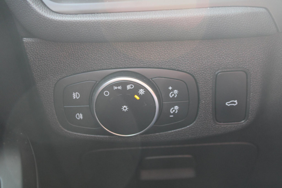 Ford FOCUS Wagon 1.5 EcoBoost ST Line X Business Automaat | Camera | B&O Sound | 18 INCH LMV | Half leder | Winterpack | Electrische Achterklep | Navigatie | Adaptieve Cruise Control | Privacy Glass