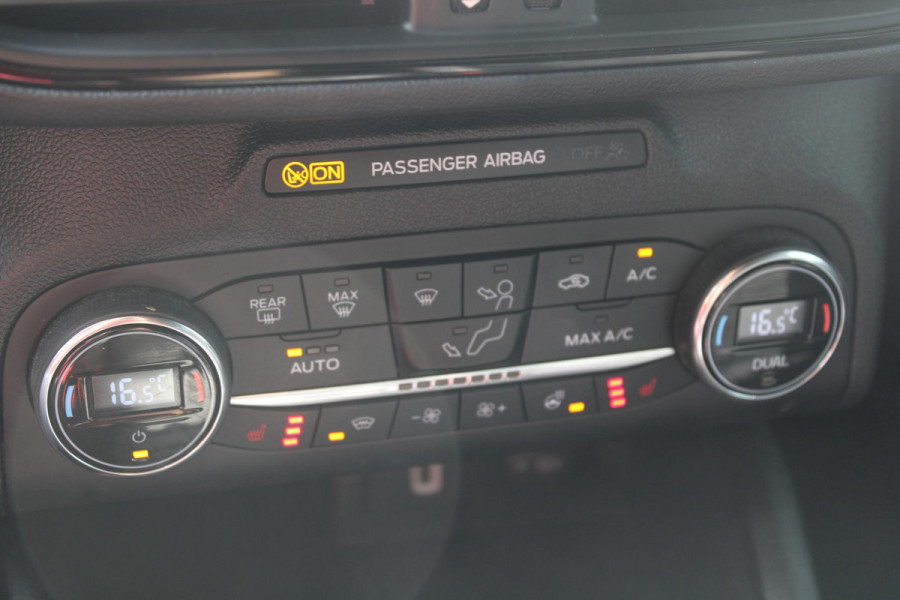 Ford FOCUS Wagon 1.5 EcoBoost ST Line X Business Automaat | Camera | B&O Sound | 18 INCH LMV | Half leder | Winterpack | Electrische Achterklep | Navigatie | Adaptieve Cruise Control | Privacy Glass