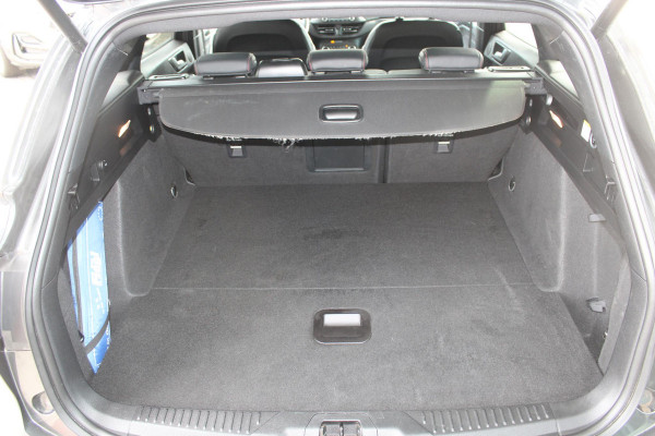 Ford FOCUS Wagon 1.5 EcoBoost ST Line X Business Automaat | Camera | B&O Sound | 18 INCH LMV | Half leder | Winterpack | Electrische Achterklep | Navigatie | Adaptieve Cruise Control | Privacy Glass