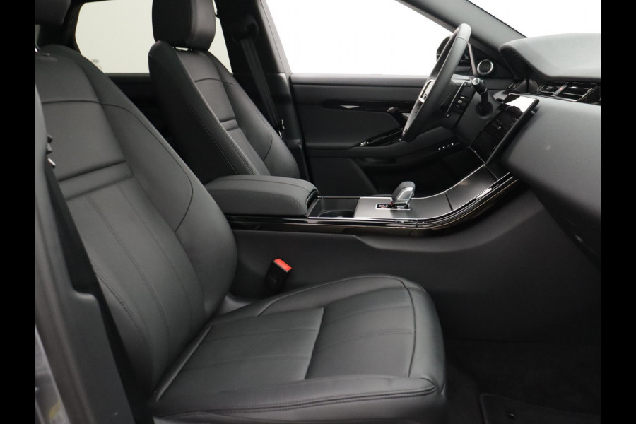 Land Rover Range Rover Evoque P300e AWD R-Dynamic SE
