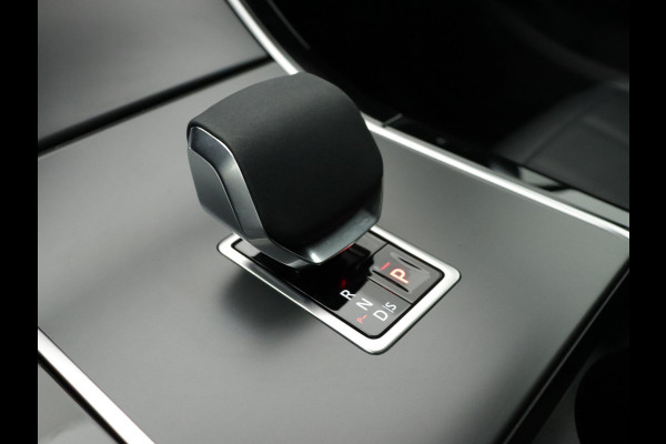 Land Rover Range Rover Evoque P300e AWD R-Dynamic SE