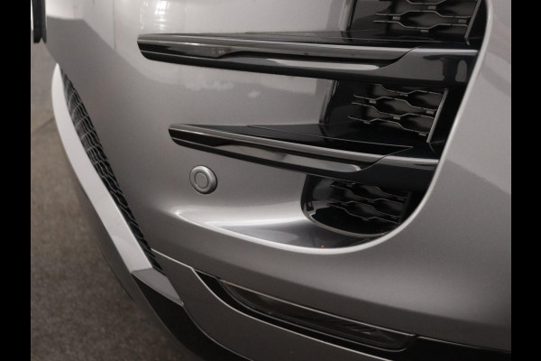 Land Rover Range Rover Evoque P300e AWD R-Dynamic SE