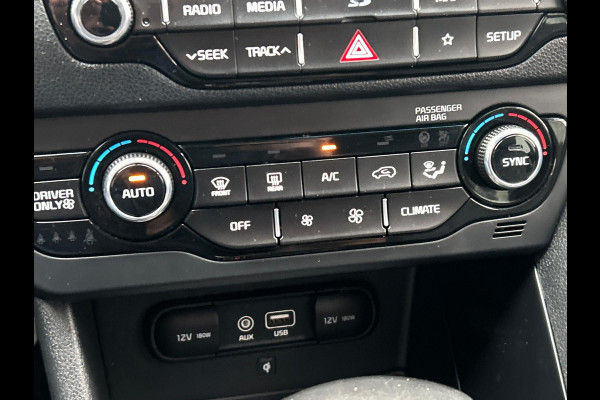 Kia Niro 1.6 GDi Hybrid BusinessLine Trekhaak Navigatie Camera