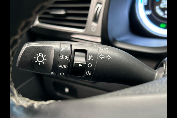 Kia Niro 1.6 GDi Hybrid BusinessLine Trekhaak Navigatie Camera