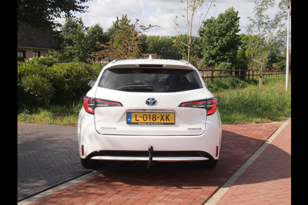 Toyota Corolla Touring Sports 1.8 Hybrid Black Style-pakket | 17 Inch | Camera | Apple Carplay | Cruise Control | NL-Auto |