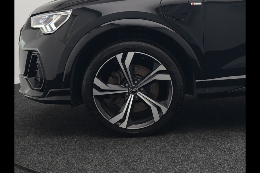 Audi Q3 45 TFSI eS Line Plug In Hybrid 245pk Dealer O.H PHEV | Adaptive Cruise | 360 Camera | Alcantara Sportstoelen Memory & Verwarmd | Navigatie | DAB | 20"L.M |