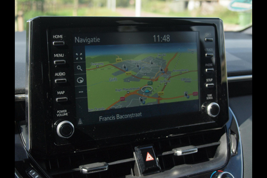 Toyota Corolla Touring Sports 1.8 Hybrid Black Style-pakket | 17 Inch | Camera | Apple Carplay | Cruise Control | NL-Auto |