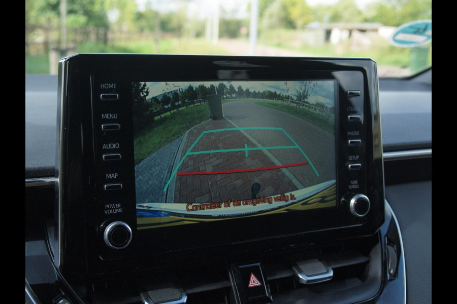 Toyota Corolla Touring Sports 1.8 Hybrid Black Style-pakket | 17 Inch | Camera | Apple Carplay | Cruise Control | NL-Auto |