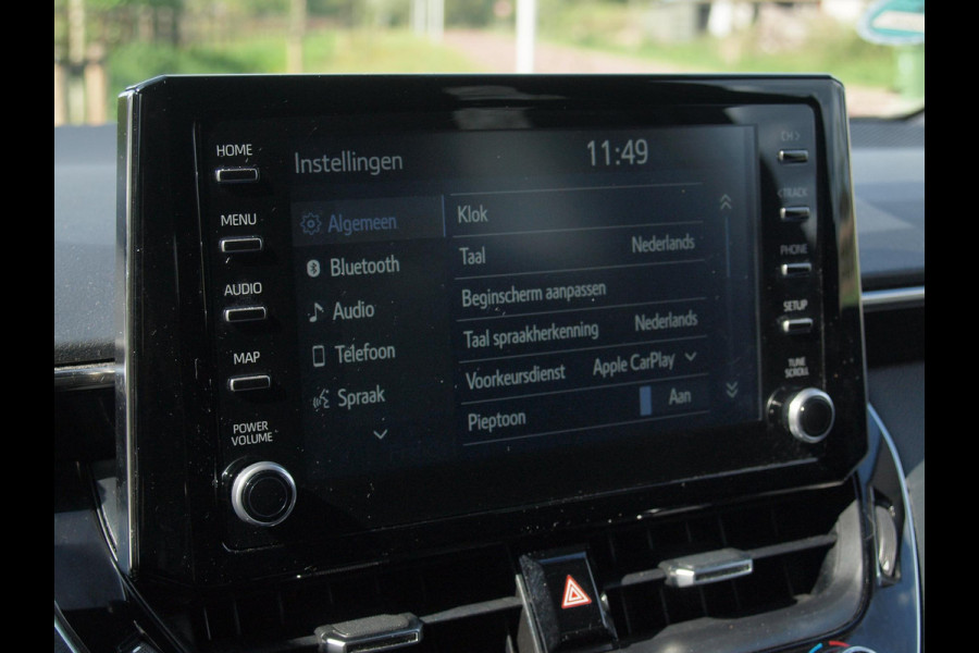 Toyota Corolla Touring Sports 1.8 Hybrid Black Style-pakket | 17 Inch | Camera | Apple Carplay | Cruise Control | NL-Auto |