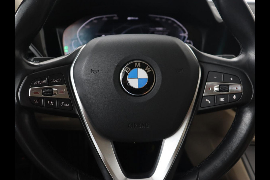 BMW 3 Serie Touring 320e Business Edition Plus | Trekhaak | Automaat | Carplay | Camera | Adaptive Cruise | Navigatie | PHEV | Leder | Stoelverwarming | Climate controle | LMV 17 Inch