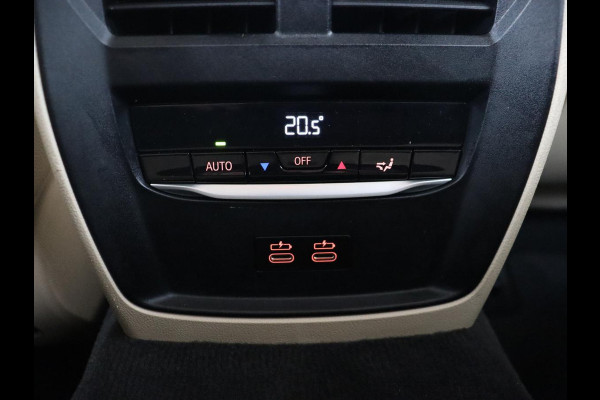 BMW 3 Serie Touring 320e Business Edition Plus | Trekhaak | Automaat | Carplay | Camera | Adaptive Cruise | Navigatie | PHEV | Leder | Stoelverwarming | Climate controle | LMV 17 Inch