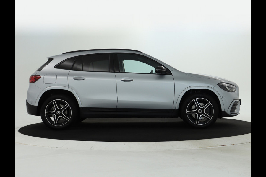 Mercedes-Benz GLA 250 e AMG Plug-In Hybride | AMG Line | Night Pakket | Sfeerverlichting | 360° camera | Stuur en Stoelverwarming | Multi Beam Led koplampen | Inclusief 24 maanden MB Certified garantie voor Europa.