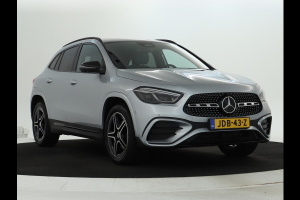 Mercedes-Benz GLA 250 e AMG Plug-In Hybride | AMG Line | Night Pakket | Sfeerverlichting | 360° camera | Stuur en Stoelverwarming | Multi Beam Led koplampen | Inclusief 24 maanden MB Certified garantie voor Europa.