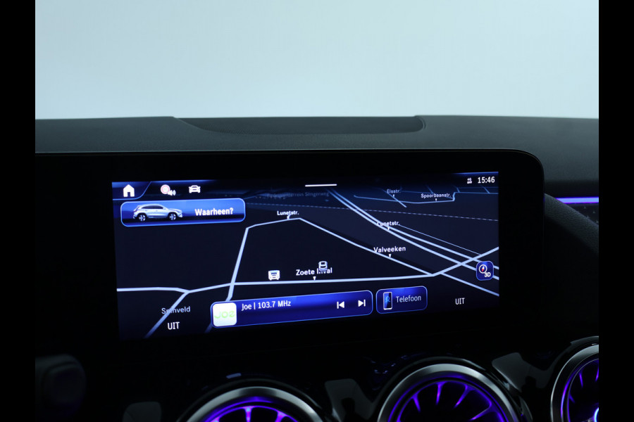 Mercedes-Benz GLA 250 e AMG Plug-In Hybride | AMG Line | Night Pakket | Sfeerverlichting | 360° camera | Stuur en Stoelverwarming | Multi Beam Led koplampen | Inclusief 24 maanden MB Certified garantie voor Europa.