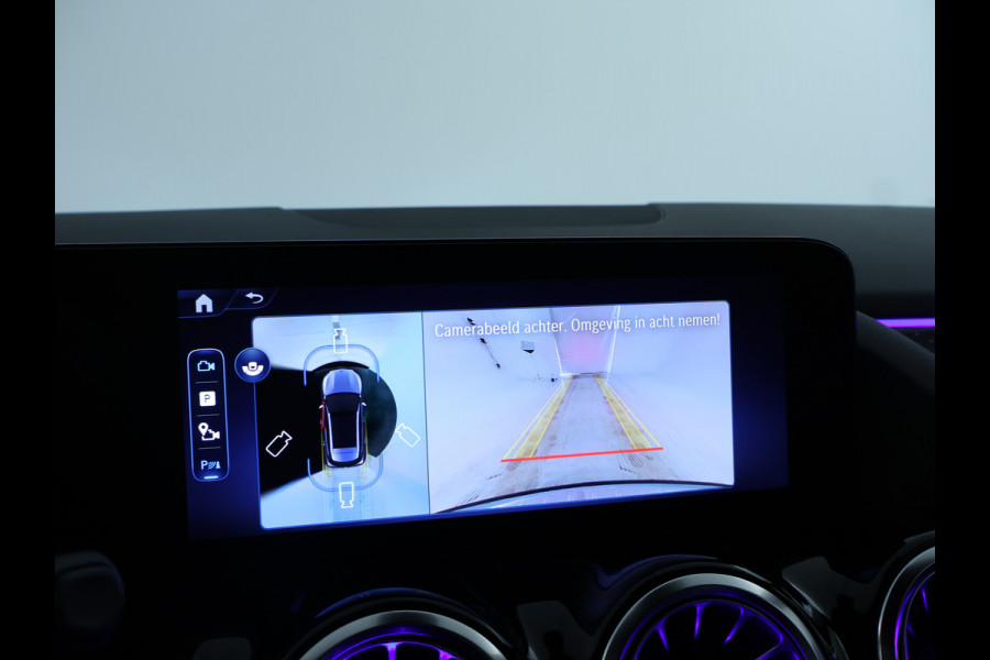 Mercedes-Benz GLA 250 e AMG Plug-In Hybride | AMG Line | Night Pakket | Sfeerverlichting | 360° camera | Stuur en Stoelverwarming | Multi Beam Led koplampen | Inclusief 24 maanden MB Certified garantie voor Europa.