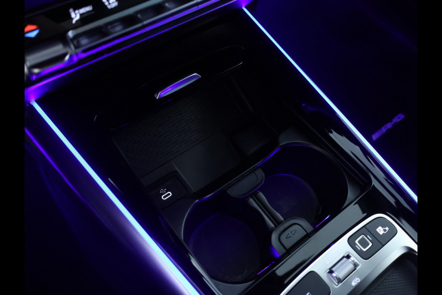 Mercedes-Benz GLA 250 e AMG Plug-In Hybride | AMG Line | Night Pakket | Sfeerverlichting | 360° camera | Stuur en Stoelverwarming | Multi Beam Led koplampen | Inclusief 24 maanden MB Certified garantie voor Europa.