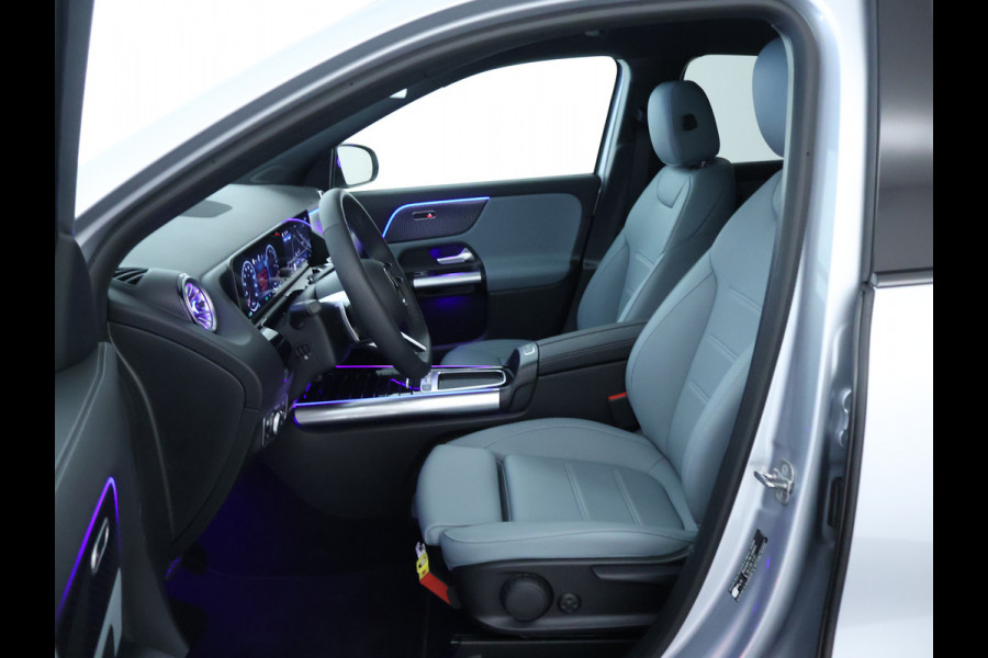 Mercedes-Benz GLA 250 e AMG Plug-In Hybride | AMG Line | Night Pakket | Sfeerverlichting | 360° camera | Stuur en Stoelverwarming | Multi Beam Led koplampen | Inclusief 24 maanden MB Certified garantie voor Europa.