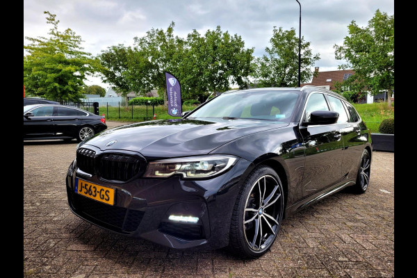 BMW 3 Serie Touring 320i M-sport - Camera, HIFI, DAB, Wifi, Carplay (BTW NL NAP) BMW 3 Serie Touring 320i M-sport - Camera, HIFI, DAB, Wifi, Carplay (BTW NL NAP)