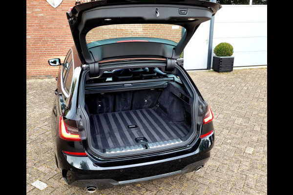 BMW 3 Serie Touring 320i M-sport - Camera, HIFI, DAB, Wifi, Carplay (BTW NL NAP) BMW 3 Serie Touring 320i M-sport - Camera, HIFI, DAB, Wifi, Carplay (BTW NL NAP)