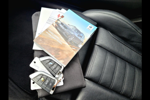BMW 3 Serie Touring 320i M-sport - Camera, HIFI, DAB, Wifi, Carplay (BTW NL NAP) BMW 3 Serie Touring 320i M-sport - Camera, HIFI, DAB, Wifi, Carplay (BTW NL NAP)