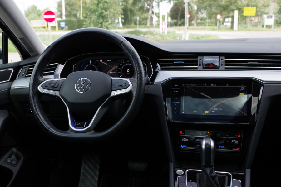 Volkswagen Passat Variant 1.4 TSI PHEV GTE BNS 218 PK, Panoramadak, Trekhaak, Matrix-LED, 360 Camera