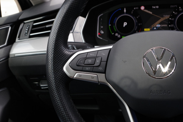 Volkswagen Passat Variant 1.4 TSI PHEV GTE BNS 218 PK, Panoramadak, Trekhaak, Matrix-LED, 360 Camera