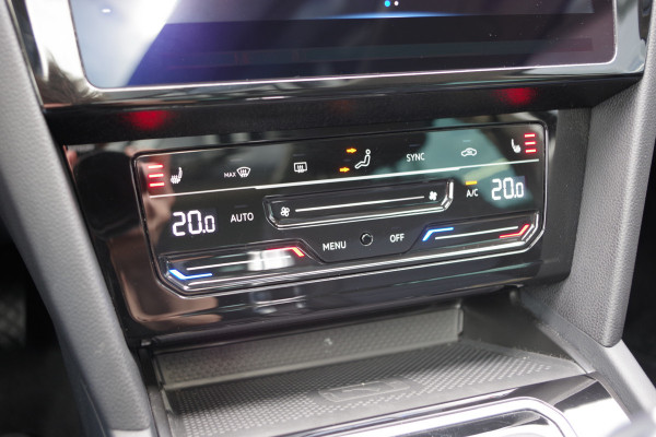 Volkswagen Passat Variant 1.4 TSI PHEV GTE BNS 218 PK, Panoramadak, Trekhaak, Matrix-LED, 360 Camera