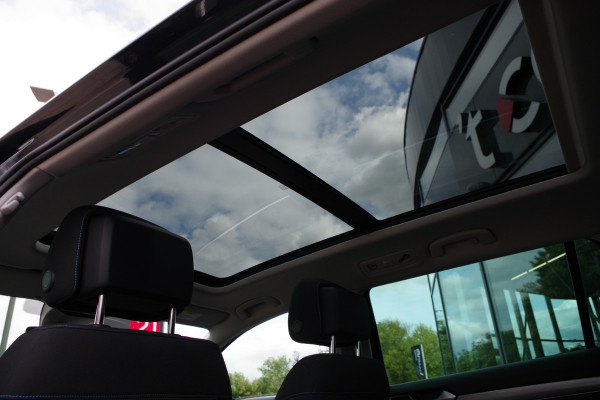 Volkswagen Passat Variant 1.4 TSI PHEV GTE BNS 218 PK, Panoramadak, Trekhaak, Matrix-LED, 360 Camera