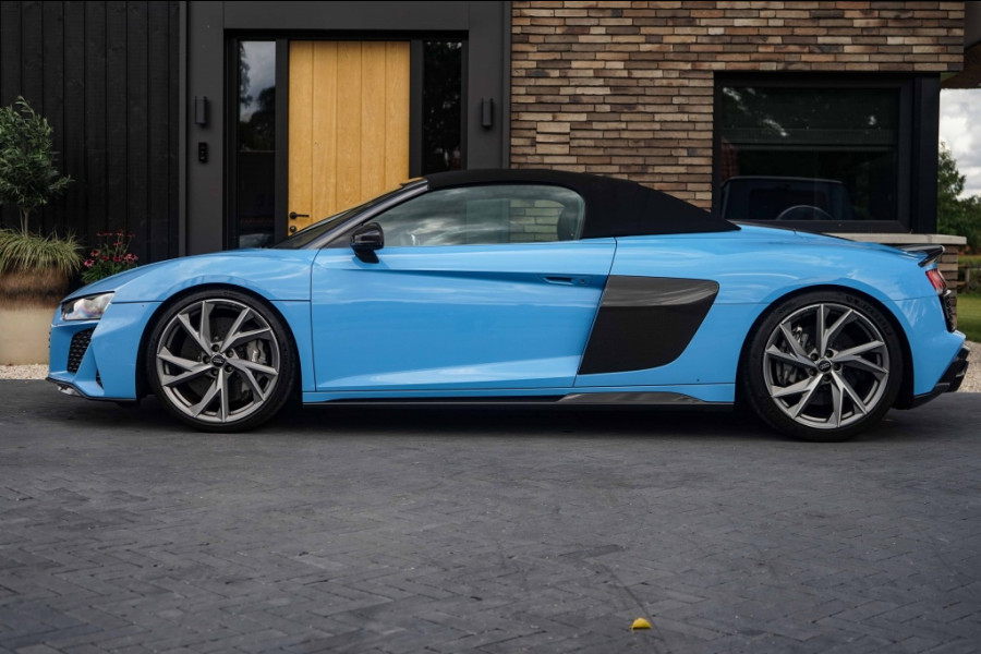 Audi R8 Spyder 5.2 V10 FSI Quattro Spyder Performance Carbon 620PK Exclu
