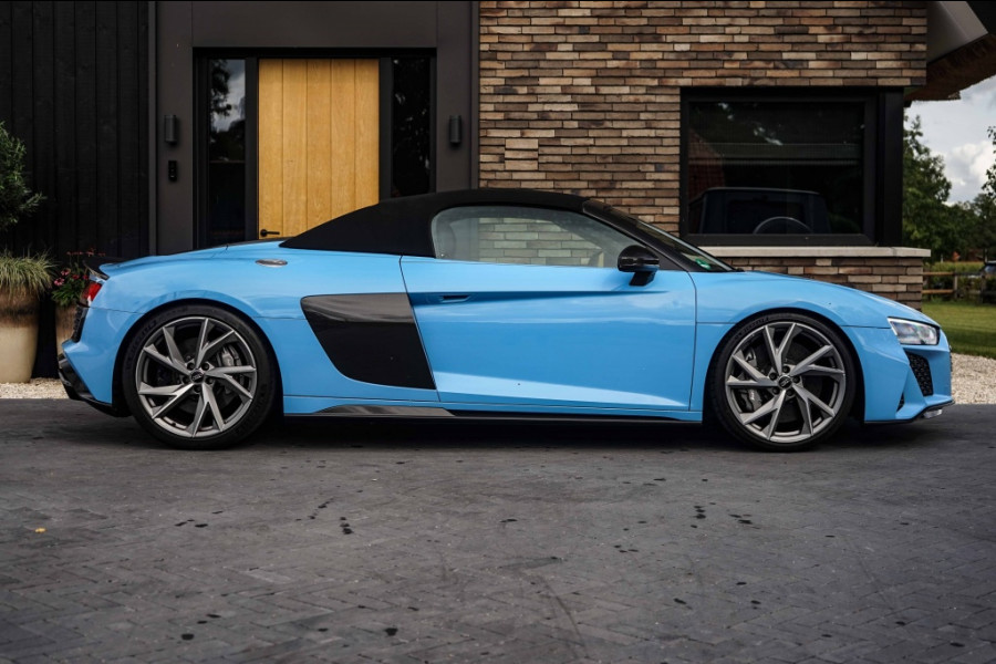 Audi R8 Spyder 5.2 V10 FSI Quattro Spyder Performance Carbon 620PK Exclu