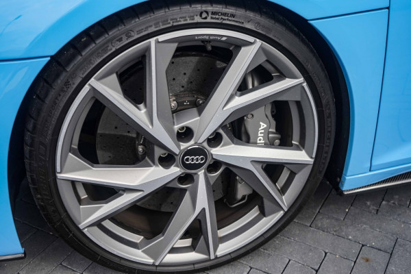 Audi R8 Spyder 5.2 V10 FSI Quattro Spyder Performance Carbon 620PK Exclu