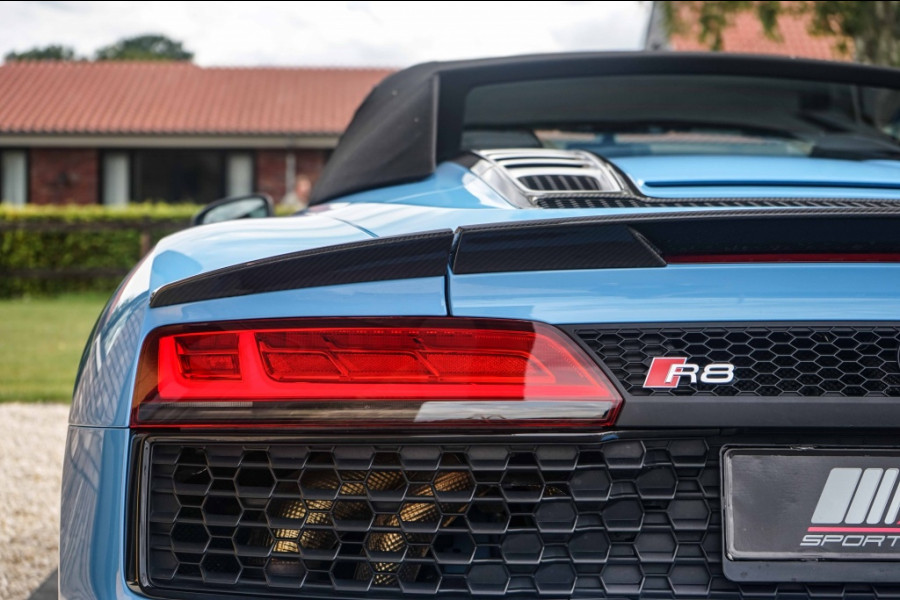 Audi R8 Spyder 5.2 V10 FSI Quattro Spyder Performance Carbon 620PK Exclu