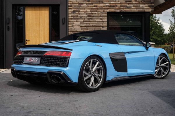 Audi R8 Spyder 5.2 V10 FSI Quattro Spyder Performance Carbon 620PK Exclu