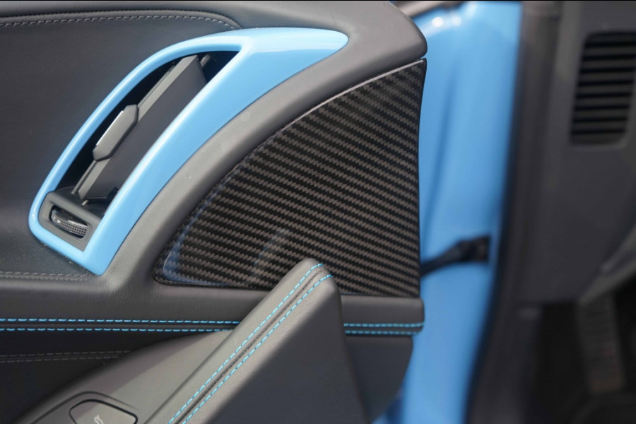 Audi R8 Spyder 5.2 V10 FSI Quattro Spyder Performance Carbon 620PK Exclu