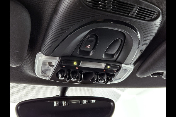 MINI Mini 1.5 One Chili 5drs Face Lift (Goed OnderH, Navi, Carplay, ParkeerS V+A, StoelV, Climate Con, Etc)