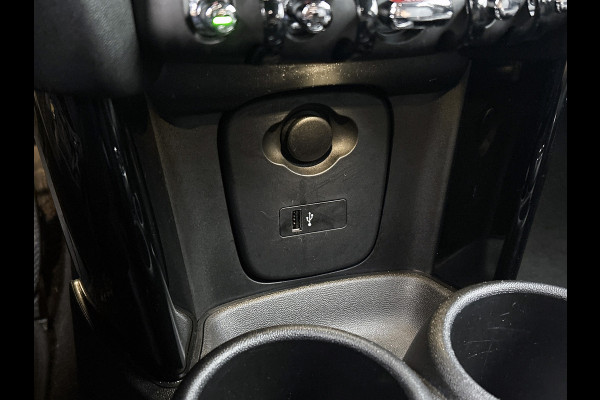 MINI Mini 1.5 One Chili 5drs Face Lift (Goed OnderH, Navi, Carplay, ParkeerS V+A, StoelV, Climate Con, Etc)