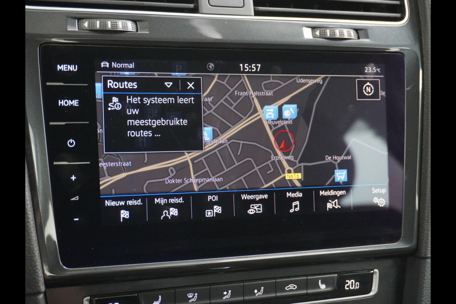 Volkswagen e-Golf AUT SOH=92% Adaptieve Cruise Warmtepomp App-Connect Apple Carplay Android Auto Climatronic Stoelverwarming DAB+ Led Virtual Cockpit Winterpakket  Licht/Regensensor Pdc App-Connect Lmv 17" E-DITION 136PK 290NM Koppel slechts 44.000km