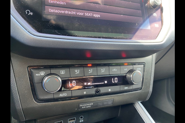 Seat Arona BWJ 2020 | 1.6 TDI 96PK Style Bus Intense AUTOMAAT | CLIMA | LEDER/ALCANTARA | NAVI | CAMERA A | CARPLAY | PARKPILOT |