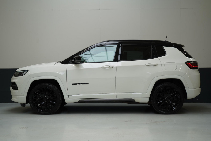 Jeep Compass 4xe 240 Plug-in Hybrid Electric S | Leder | Navigatie | Achteruitrijcamera | Stuurverwarming