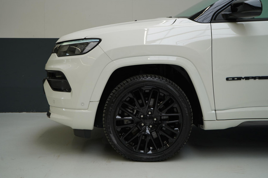 Jeep Compass 4xe 240 Plug-in Hybrid Electric S | Leder | Navigatie | Achteruitrijcamera | Stuurverwarming