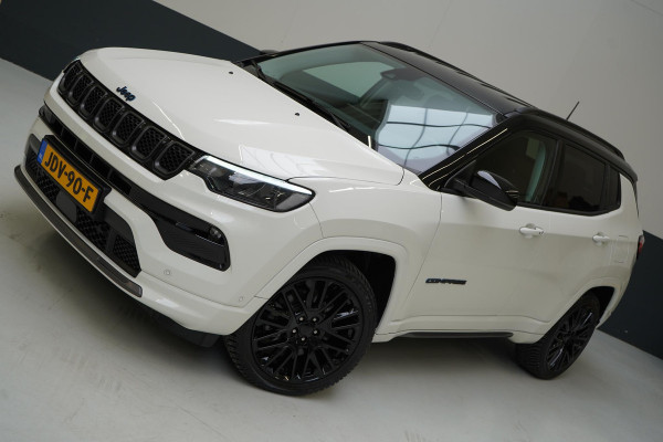 Jeep Compass 4xe 240 Plug-in Hybrid Electric S | Leder | Navigatie | Achteruitrijcamera | Stuurverwarming