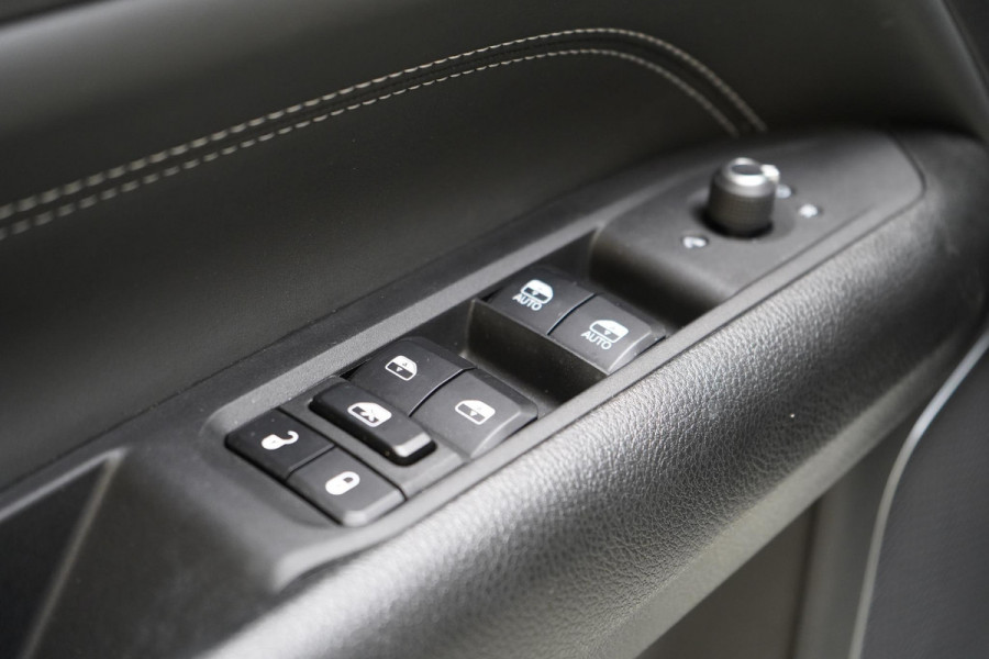 Jeep Compass 4xe 240 Plug-in Hybrid Electric S | Leder | Navigatie | Achteruitrijcamera | Stuurverwarming