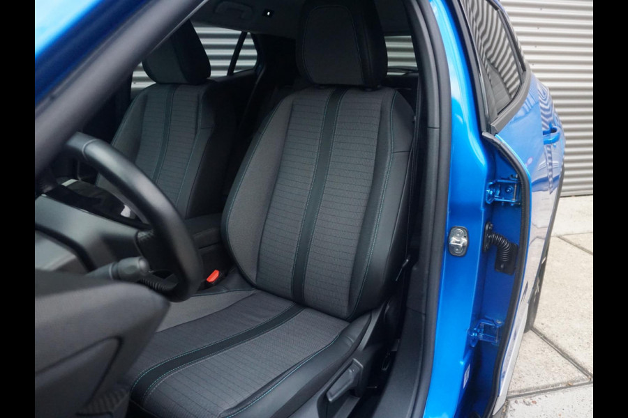 Peugeot e-2008 EV Allure Pack 50 kWh Soh batterij 95%