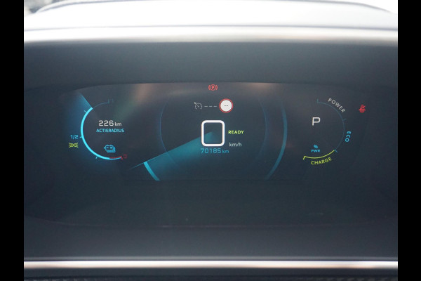 Peugeot e-2008 EV Allure Pack 50 kWh Soh batterij 95%