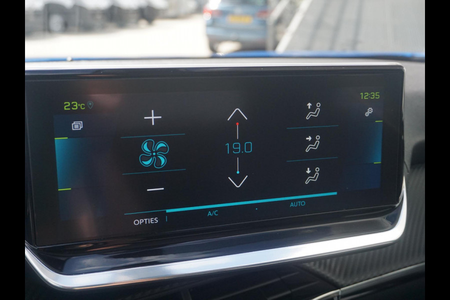 Peugeot e-2008 EV Allure Pack 50 kWh Soh batterij 95%