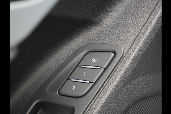 Audi Q3 45 TFSI eS Line Plug In Hybrid 245pk Dealer O.H PHEV | Adaptive Cruise | 360 Camera | Alcantara Sportstoelen Memory & Verwarmd | Navigatie | DAB | 20"L.M |