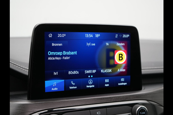 Ford Kuga 2.5 Vignale Plug In Hybrid 225pk Dealer O.H PHEV | Panodak | Head Up | Adaptive Cruise | 360 Camera | Bang & Olufsen Sound | Lederen Sportstoelen Memory & Verwarmd | Keyless | Apple Carplay | Stuur Verwarmd | Blis | Virtual | Navigatie